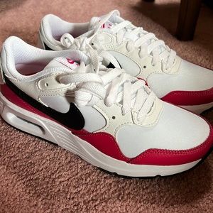 Nike Air sneakers 🔥 BRAND NEW 🔥